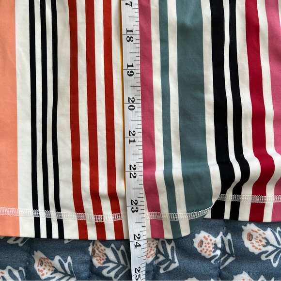 Madewell Second Wave Rash Guard in Rainbow Stripe - Picture 6 of 8